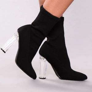 New Fashion nova black bootie size 8 wide